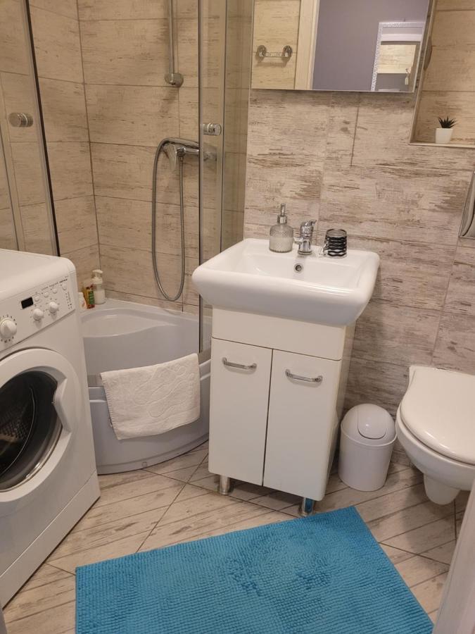 Apartament Centrum Chmielna Warszawa Exteriör bild