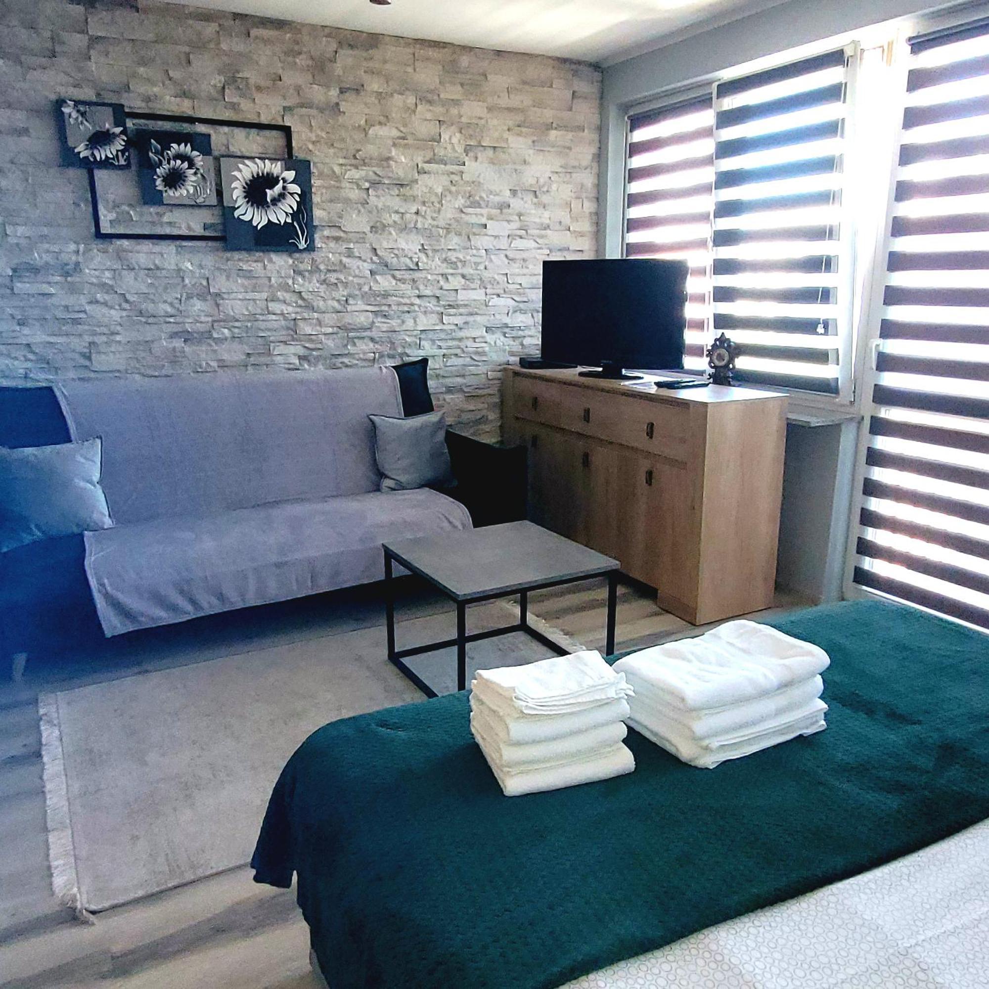 Apartament Centrum Chmielna Warszawa Exteriör bild